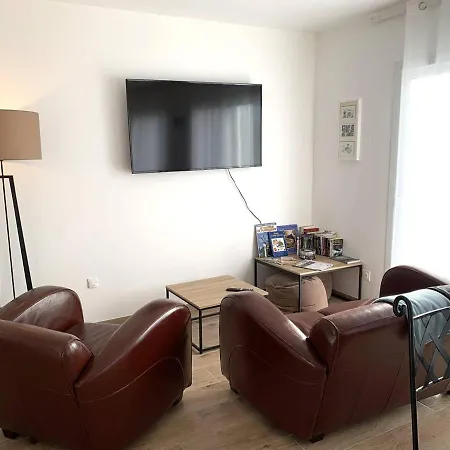 Maison Neuve A Avec Wifi, Jardin, Terrasse, Proche Et Bus Gratuit - Fr-1-368-404 Holiday home